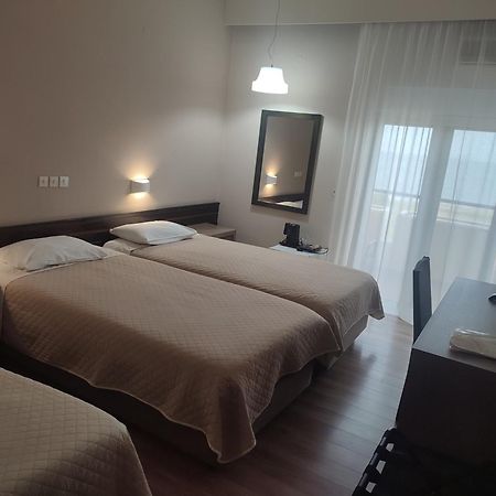Plaza Hotel أليكسانثيربوليس المظهر الخارجي الصورة